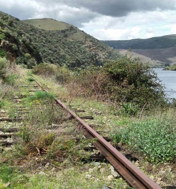 Železnica Douro (od Pocinho po Barca de Alva)